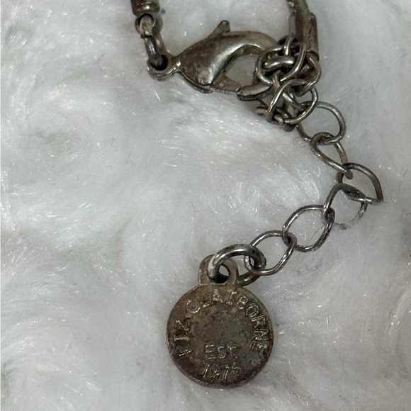 Silver and Black Pendant Necklace - Picture 3 of 3